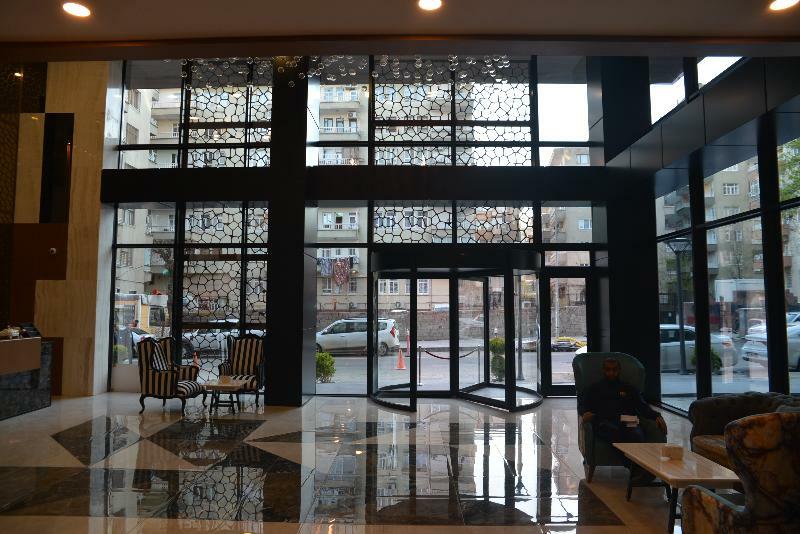 New Garden Hotel Ντιγιαρμπακίρ Εξωτερικό φωτογραφία